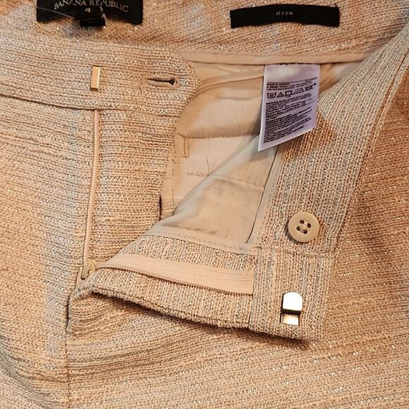 Banana Republic Ryan Mid Rise 4.5" Shorts, Size 4, Metallic Silver with Fringe - Picture 8 of 10